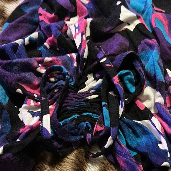 Vibrant Multicolor Abstract half sleeve floral Top - Picture 3 of 6